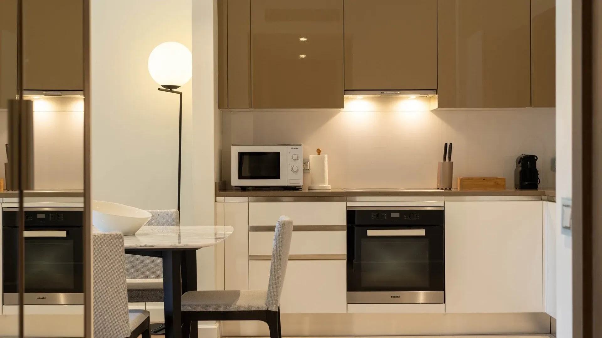 Prodaja, jednosoban stan, 90m², Portonovi, Herceg Novi