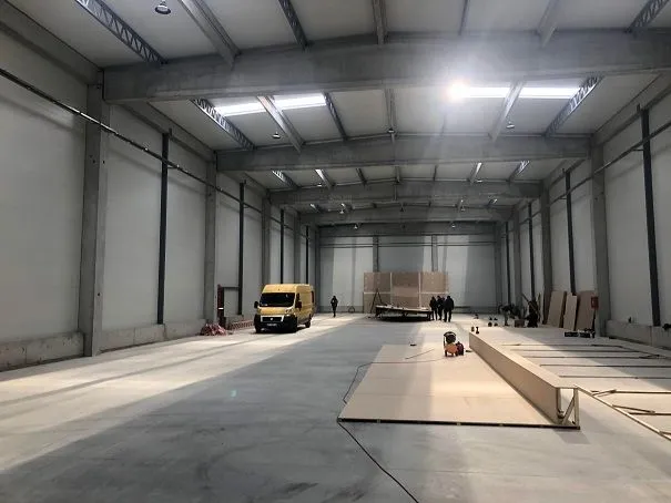 Rent, office space, 1500m², Borča 1, Borča Sve Podlokacije