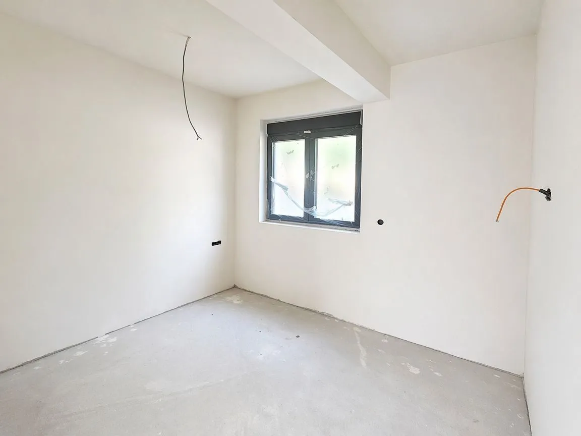 Sale, one bedroom apartment, 58m², Dobrota, Kotor