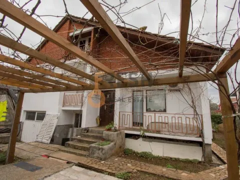 Prodaja, kuća, 120m², Gornja Gorica, Podgorica - image 7