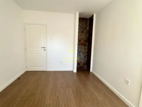 Sale, three bedroom apartment, 74m², Tuški Put, Podgorica - image 11