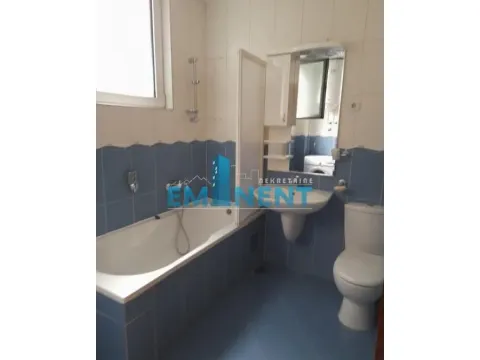 Izdavanje, trosoban stan, 80m², Južni Bulevar, Vračar Sve Podlokacije - image 11