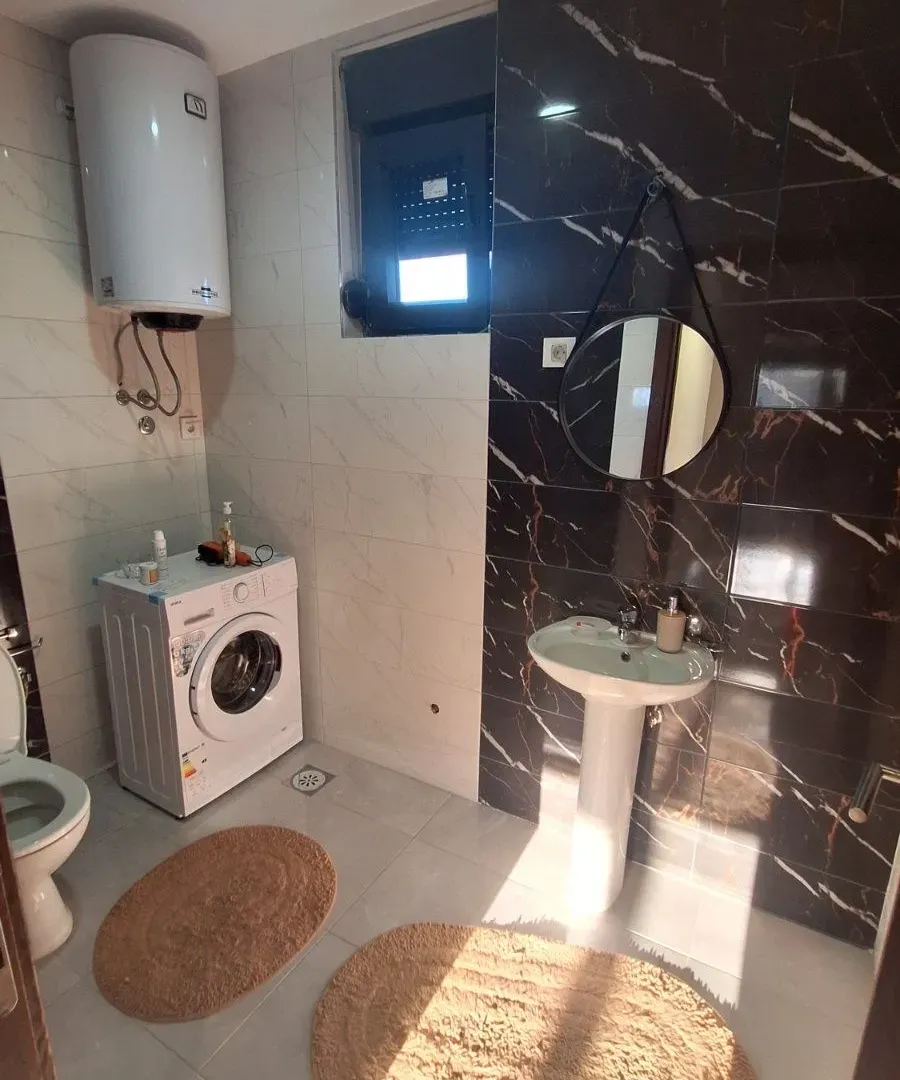 Izdavanje, dvosoban stan, 60m², Zabjelo, Podgorica