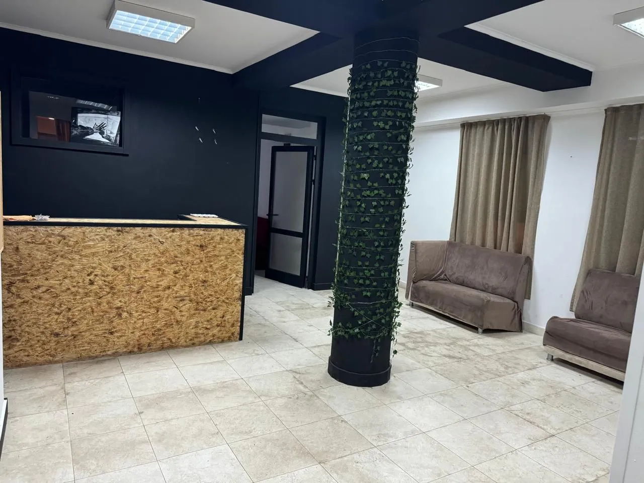 Rent, office space, 190m², Centar, Budva