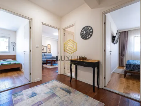 Rent, two bedroom apartment, 68m², Central Point, Podgorica - image 9