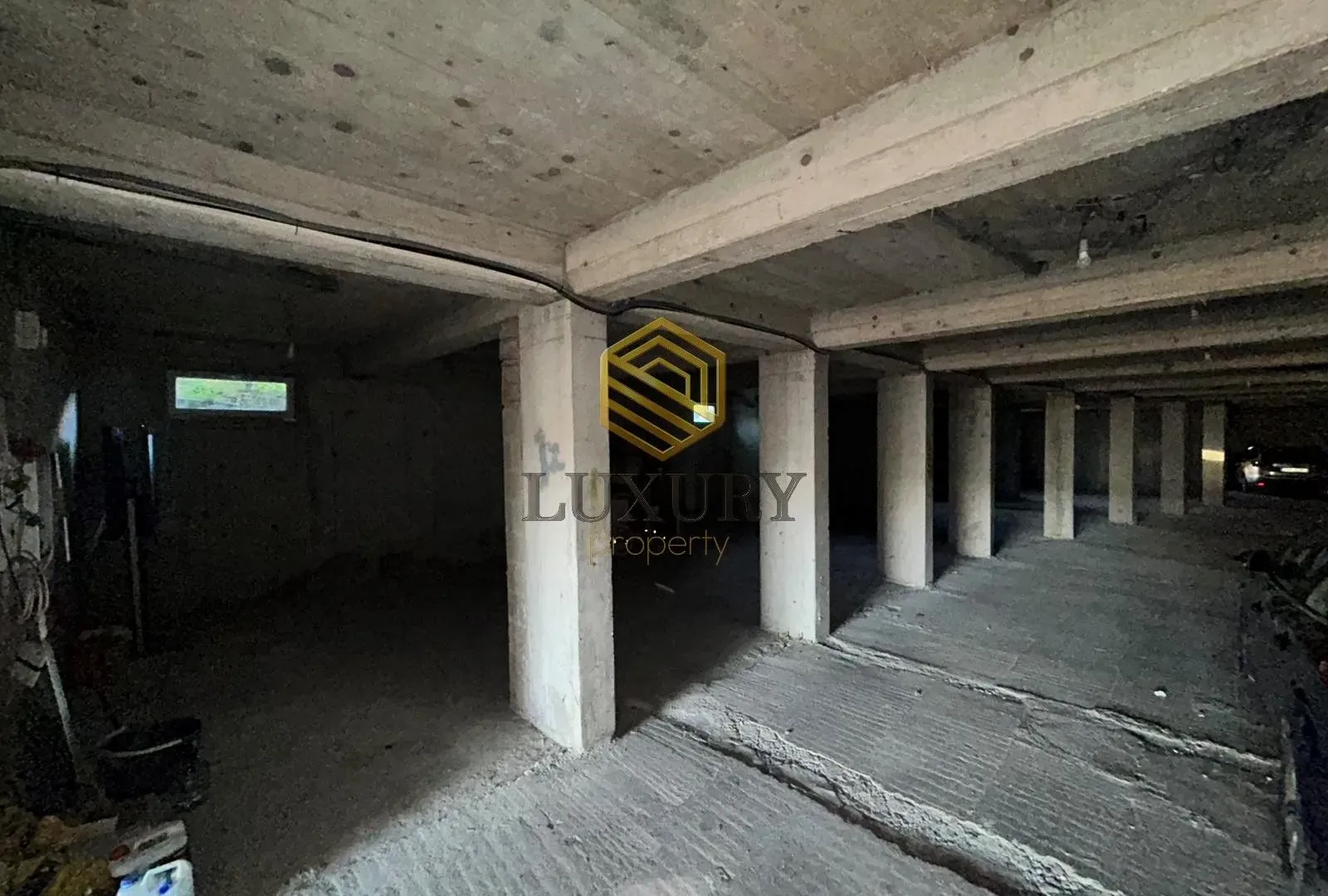 Rent, office space, 400m², Drač, Podgorica