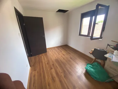 Rent, house, 85m², Zagorič, Podgorica - image 17