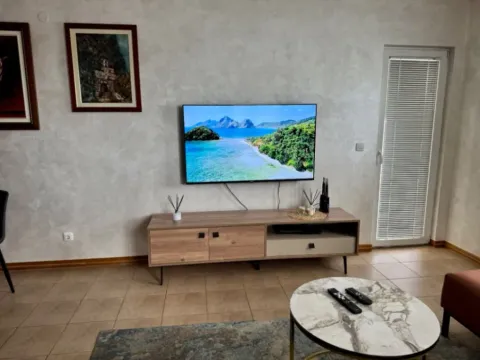 Izdavanje, jednosoban stan, 68m², Bečići, Budva - image 3