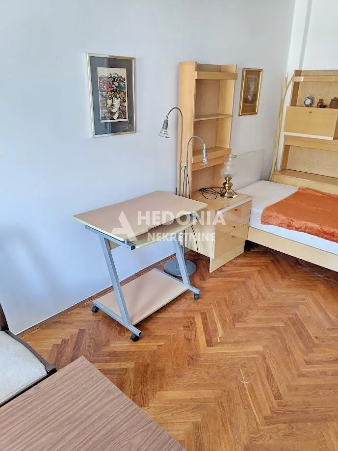 Rent, one bedroom apartment, 33m², Banovo Brdo, Beograd