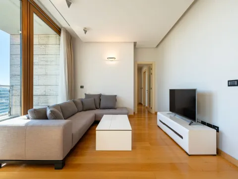 Rent, two bedroom apartment, 94m², Kod Capital Plaze, Podgorica - image 5