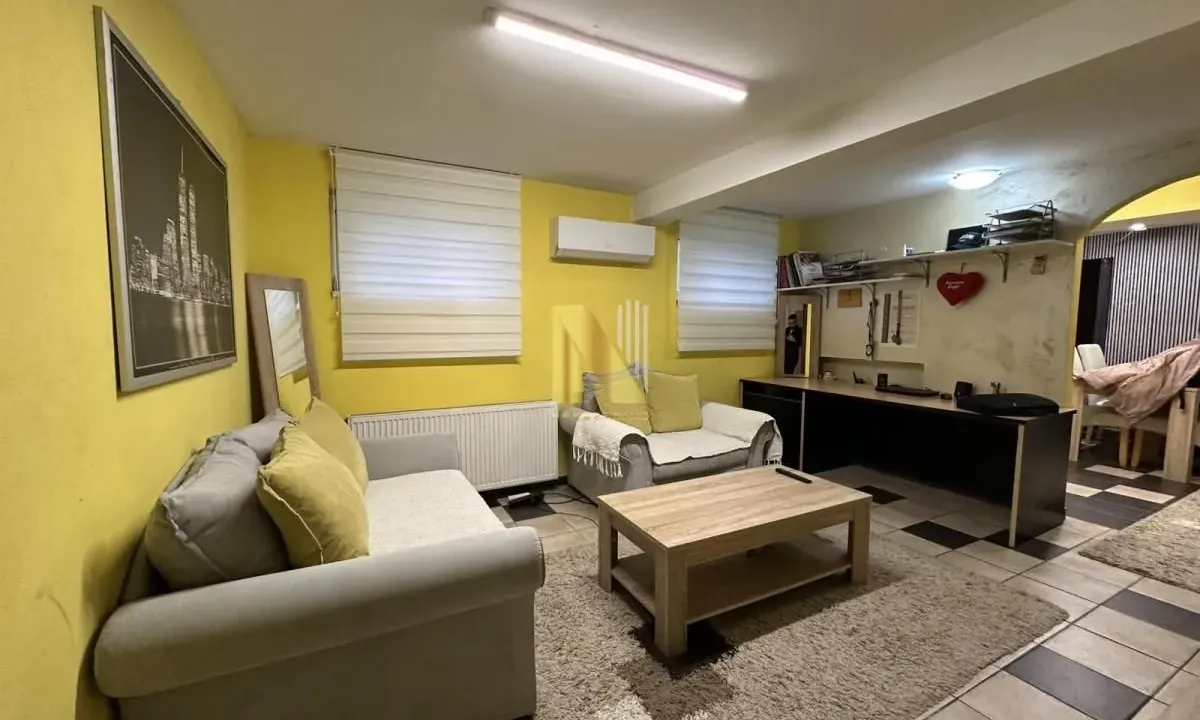 Prodaja, trosoban stan, 68m², Adamovićevo Naselje, Novi Sad Sve Podlokacije