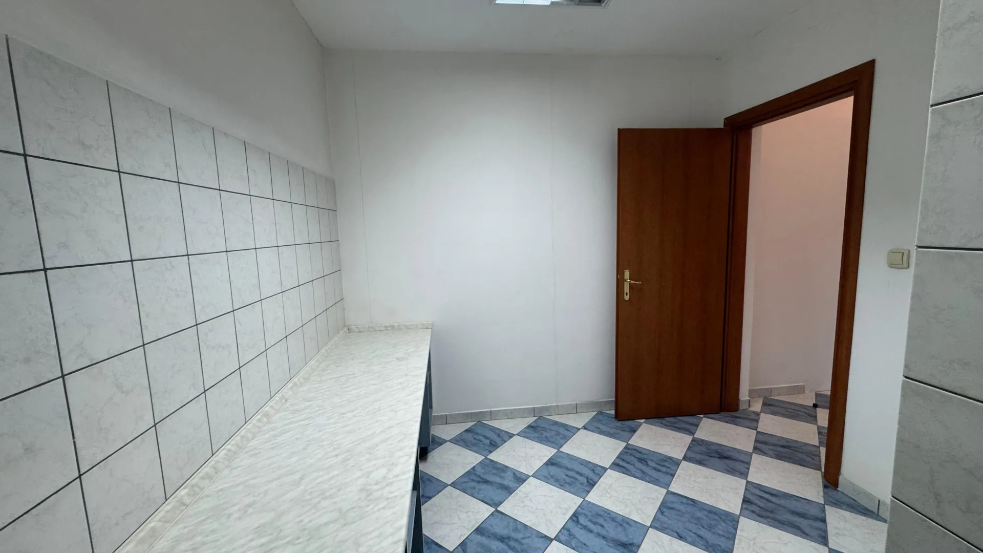 Sale, office space, 40m², Centar, Nikšić