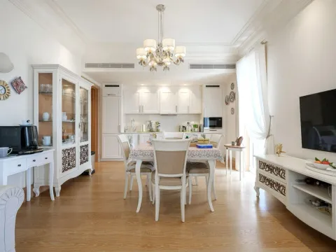 Prodaja, dvosoban stan, 135m², Porto Montenegro, Tivat - image 6