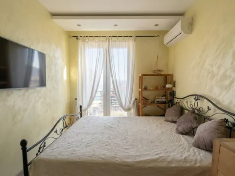Prodaja, stan, 65m², Bečići, Budva - image 11