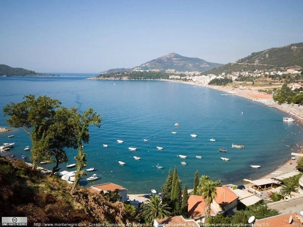 Sale, four bedroom apartment, 350m², Budva, Crna Gora