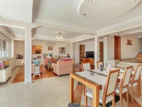 Prodaja, trosoban stan, 244m², Herceg Novi, Crna Gora - image 7