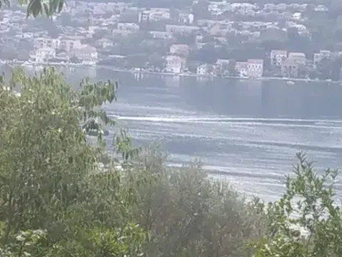 Prodaja, plac, 1700m², Kotor, Crna Gora