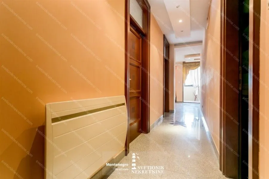 Prodaja, dvosoban stan, 77m², Igalo, Herceg Novi