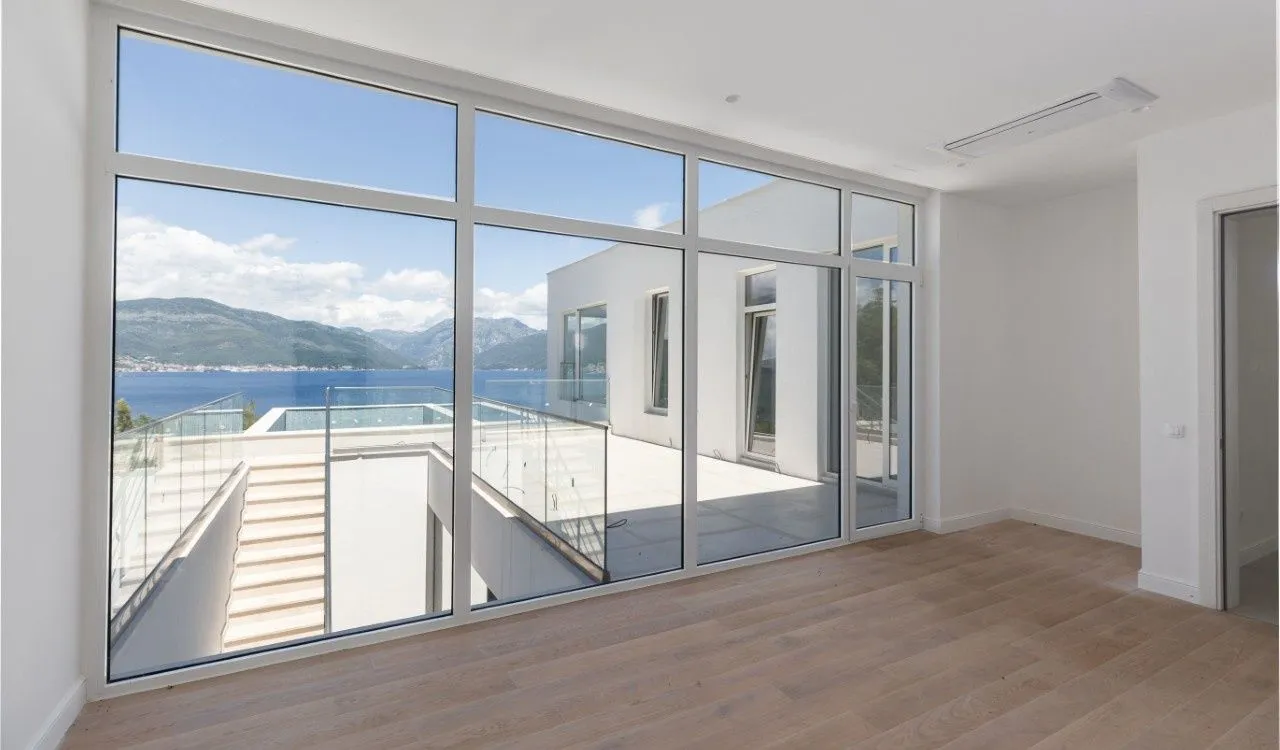Prodaja, kuća, 328m², Krašići, Tivat