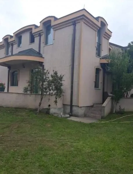 Rent, house, 280m², Podgorica, Crna Gora