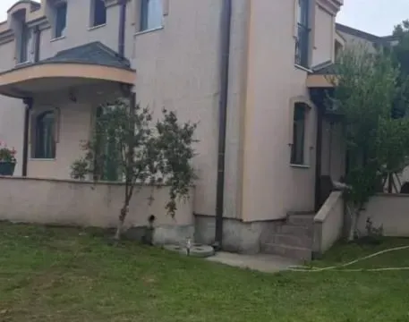 Izdavanje, kuća, 280m², Podgorica, Crna Gora - image 4