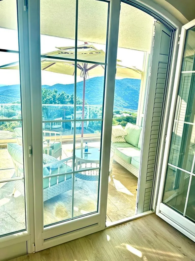 Prodaja, kuća, 440m², Prijevor, Budva
