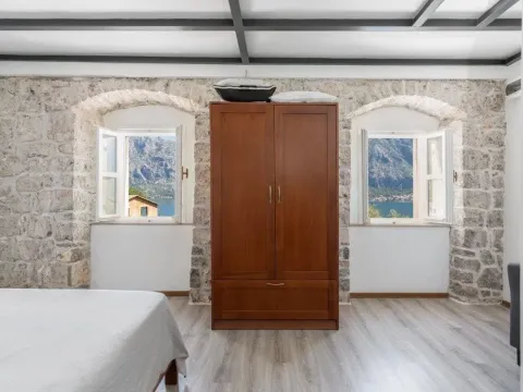 Sale, house, 800m², Prčanj, Kotor - image 9