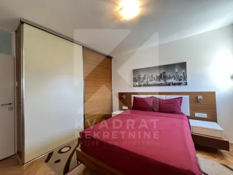 Rent, two bedroom apartment, 78m², Blok 5, Podgorica - image 9