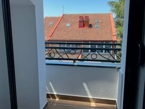 Izdavanje, trosoban stan, 60m², Voždovac Sve Podlokacije, Beograd - image 11