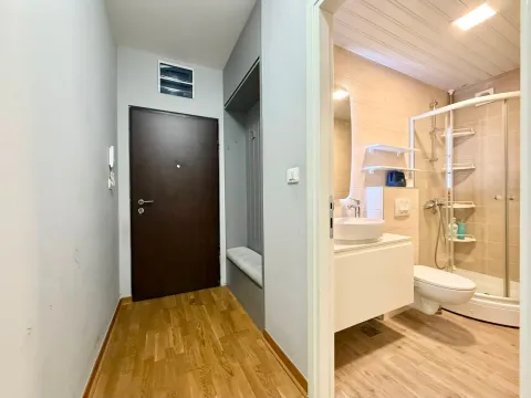 Prodaja, trosoban stan, 101m², City Kej, Podgorica - image 8