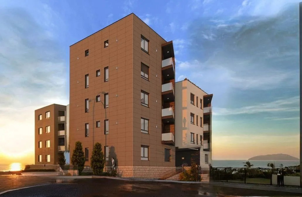 Prodaja, trosoban stan, 133m², Bečići, Budva