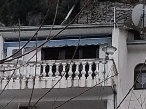 Prodaja, garsonjera, 33m², Žvinje, Herceg Novi - image 2