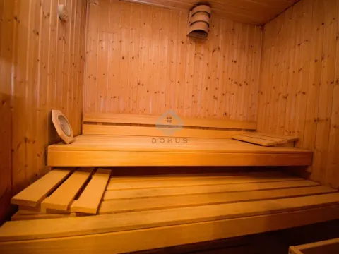 Izdavanje, dvosoban stan, 160m², Gorica C, Podgorica - image 11