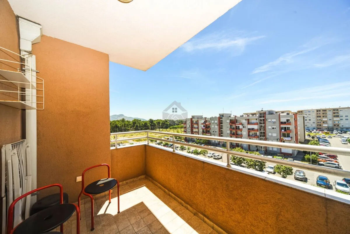 Rent, one bedroom apartment, 40m², Tuški Put, Podgorica