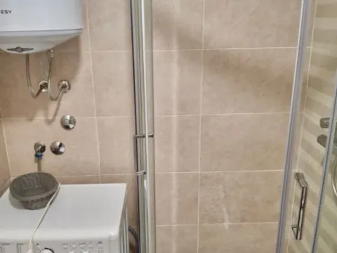 Izdavanje, garsonjera, 30m², Zabjelo, Podgorica - image 4