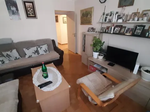 Prodaja, dvosoban stan, 50m², Bulevar Oslobodjenja, Novi Sad Sve Podlokacije - image 2