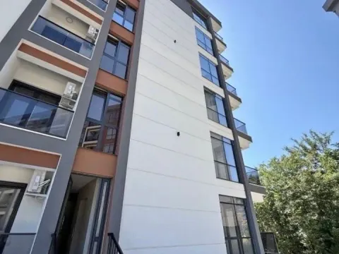 Rent, one bedroom apartment, 41m², Kod Capital Plaze, Podgorica - image 8