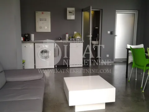 Sale, office space, 1045m², Karlovčić, Pećinci - image 12