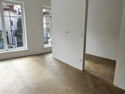 Prodaja, četvorosoban stan, 148m², Čubura, Beograd - image 13