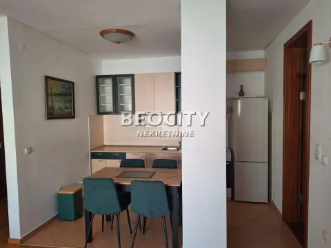 Izdavanje, dvosoban stan, 58m², Centar, Novi Sad - image 6