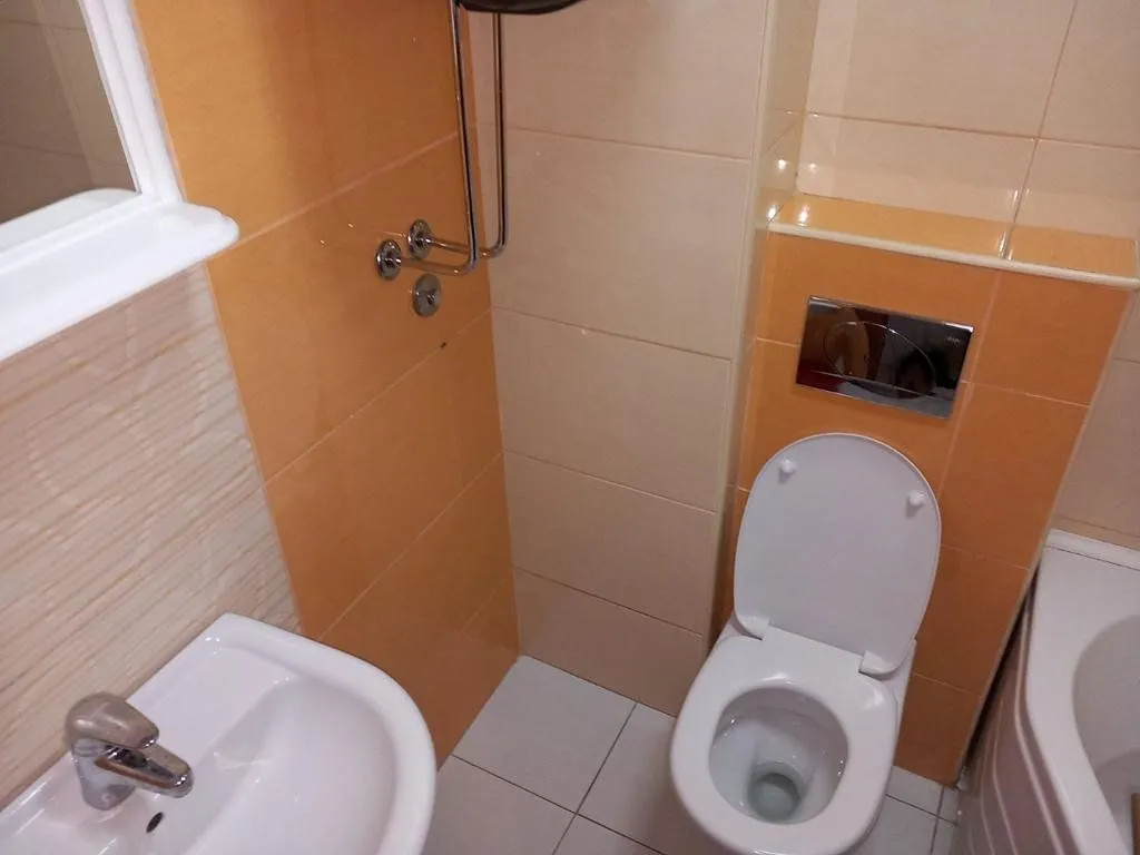Izdavanje, trosoban stan, 105m², Preko Morače, Podgorica