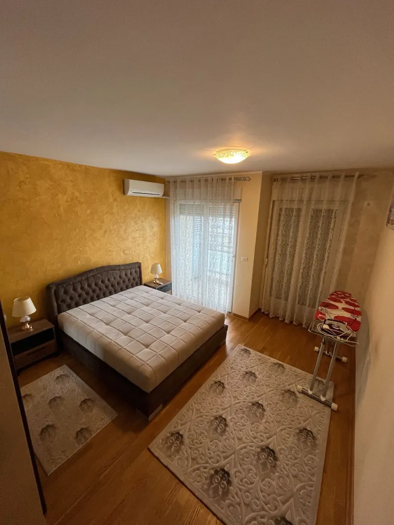 Rent, two bedroom apartment, 70m², City Kvart, Podgorica