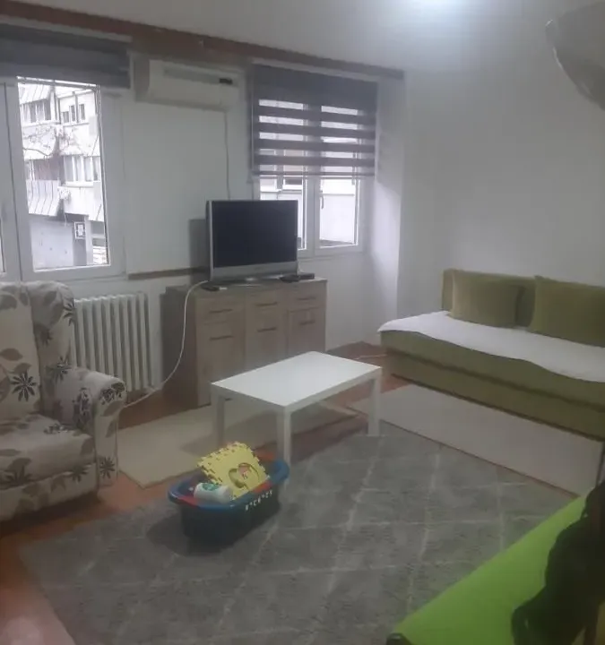 Izdavanje, jednosoban stan, 37m², Liman 3, Novi Sad Sve Podlokacije