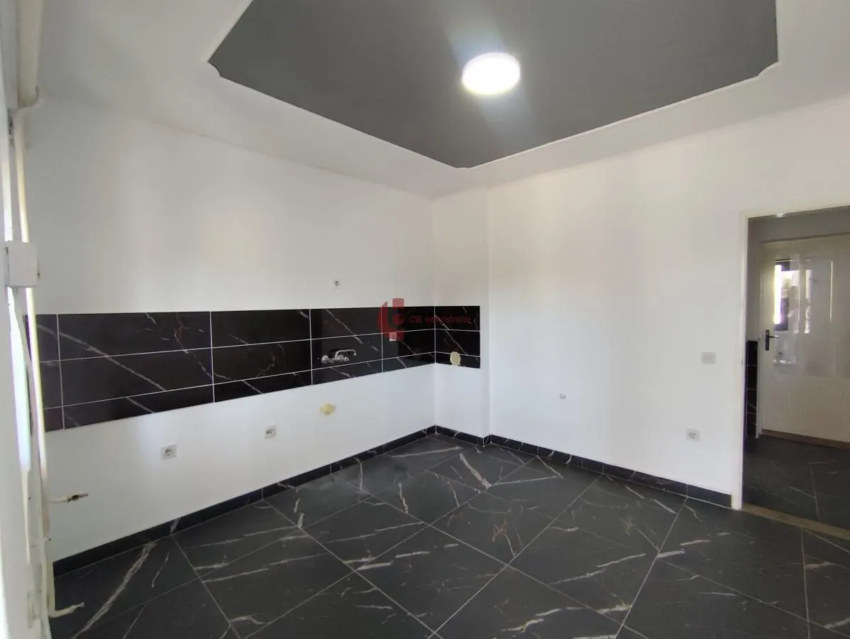 Sale, house, 538m², Peščara, Subotica