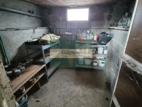 Prodaja, kuća, 300m², Tonja, Ćuprija - image 37