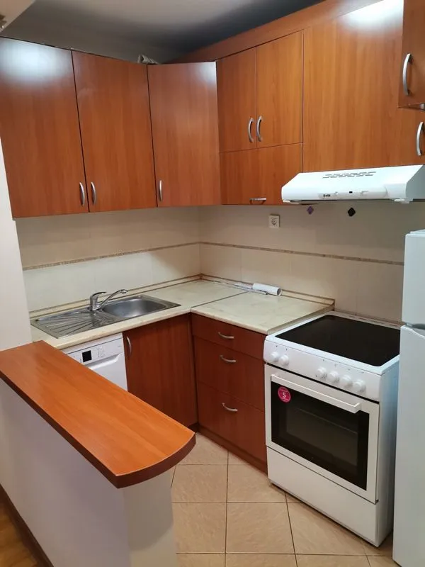 Prodaja, dvosoban stan, 49m², Voždovac Sve Podlokacije, Beograd
