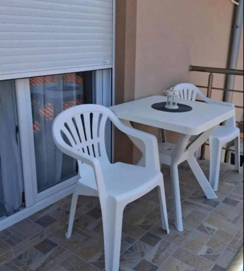 Rent, two bedroom apartment, 75m², Radanovići, Kotor