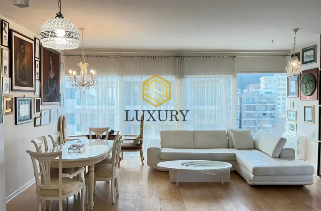 Rent, apartment, 100m², Tree cane, Budva