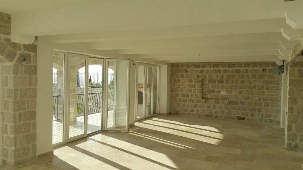 Sale, house, 500m², Drobni pijesak, Budva