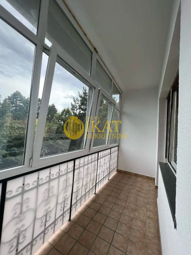 Rent, three bedroom apartment, 93m², Savski Venac, Beograd